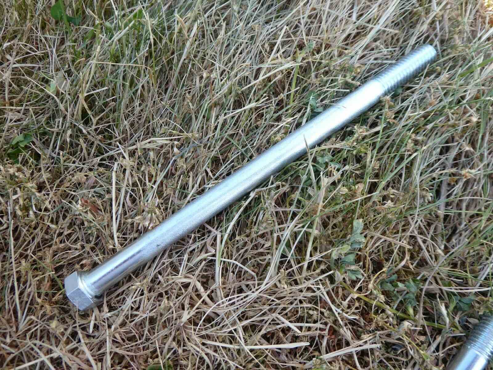 bolt 3.8.jpg