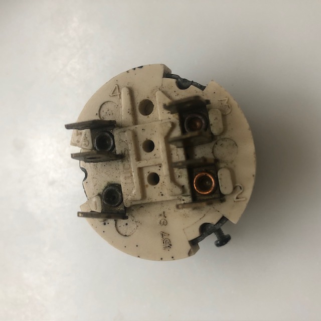 E Ign terminals.jpg