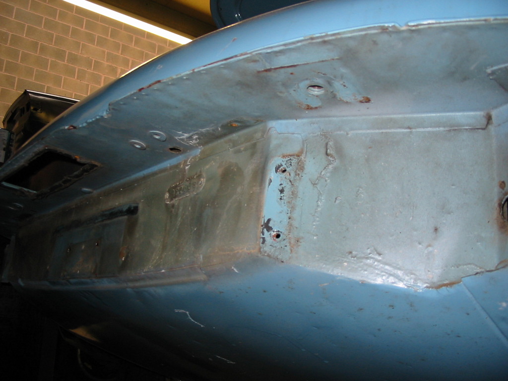 E type rear 003_zpshj9utetr.jpg